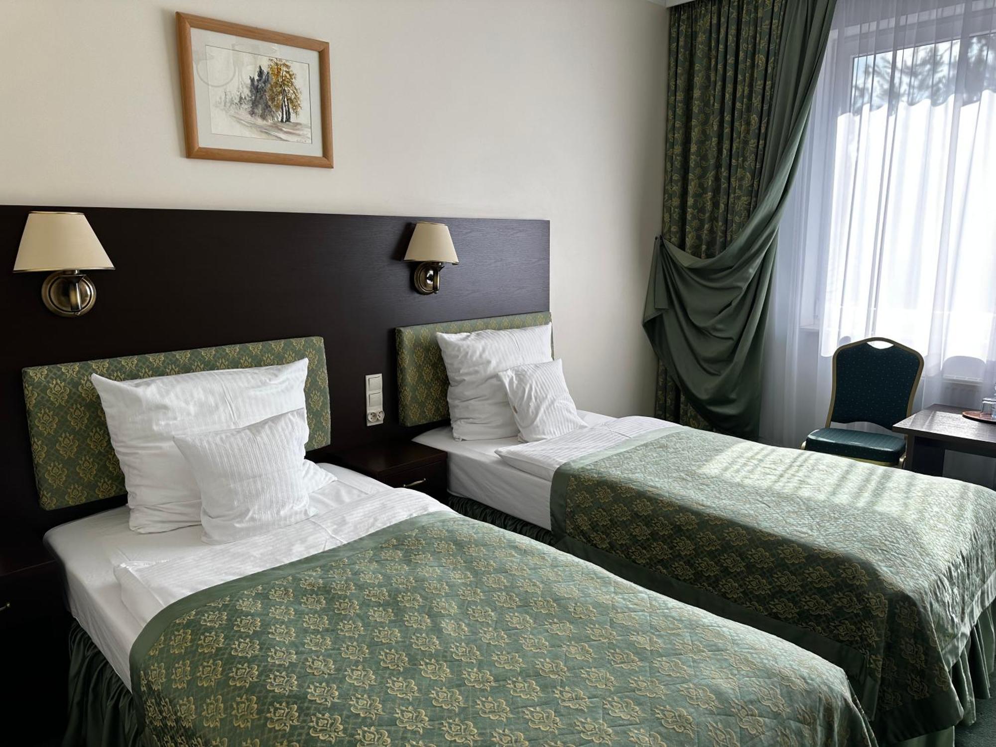 Hotel Koch Кентшин Экстерьер фото